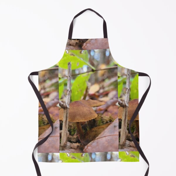 Artikelvorschau, Pilz im Wald entworfen und verkauft von Totallyalive.