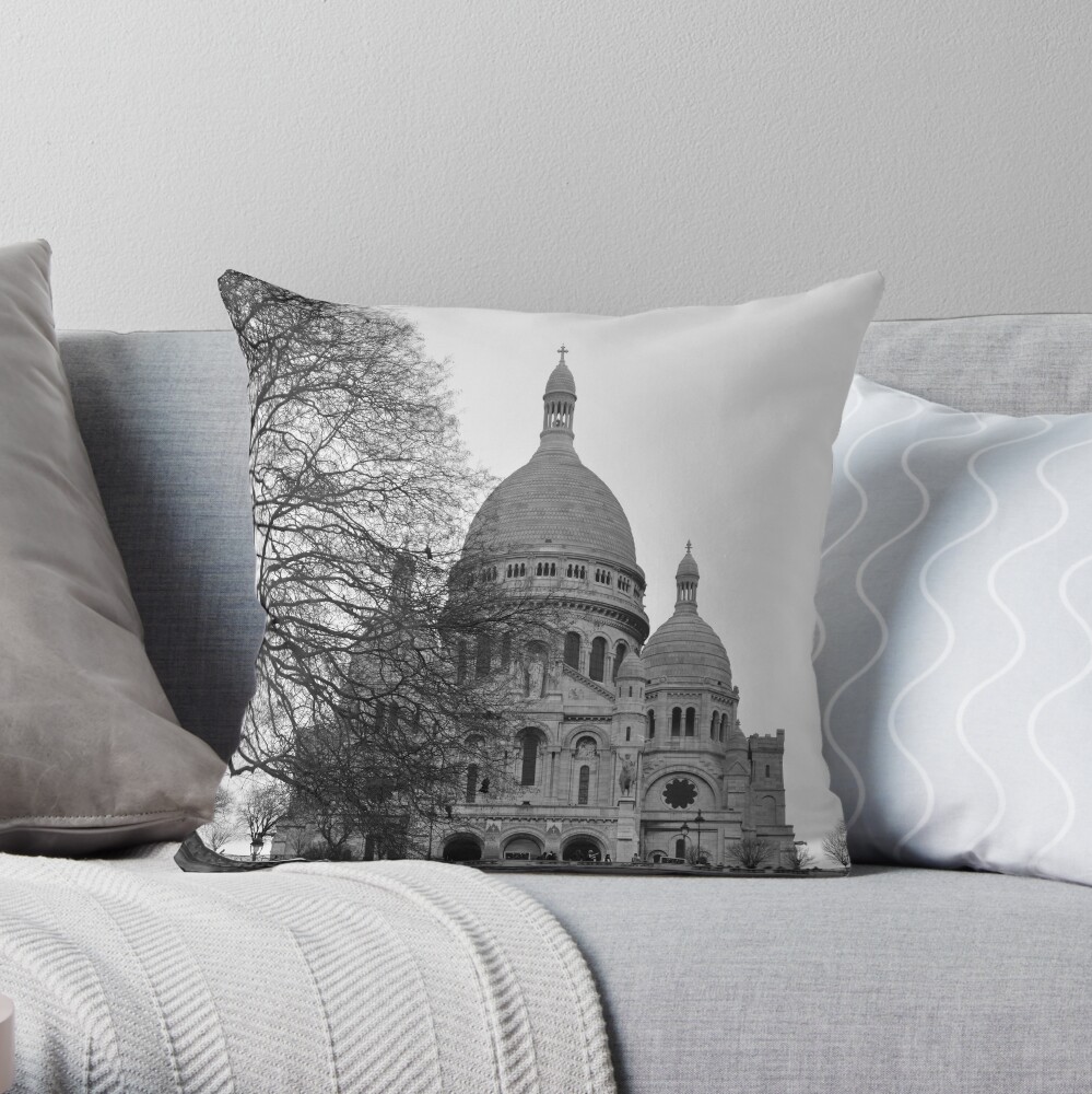 Sacre Coeur, Paris Throw Pillow