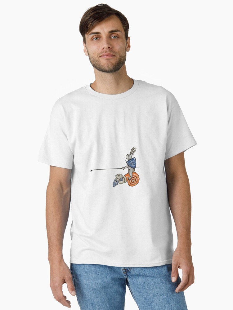 Thumbnail 1 von 7, Classic T-Shirt, Ein tapferer Ritter und sein edles Ross designt und verkauft von mollyesymms.