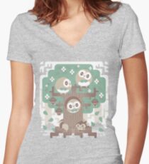Wood Owl Woods Women's Fitted V-Neck T-Shirt