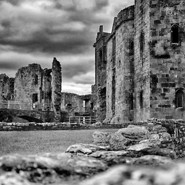 Imagen de la obra Castillo Raglan de flashcompact