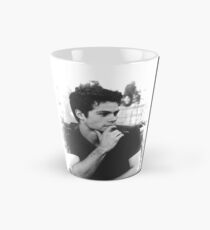 Taza cónica Dylan O'Brien