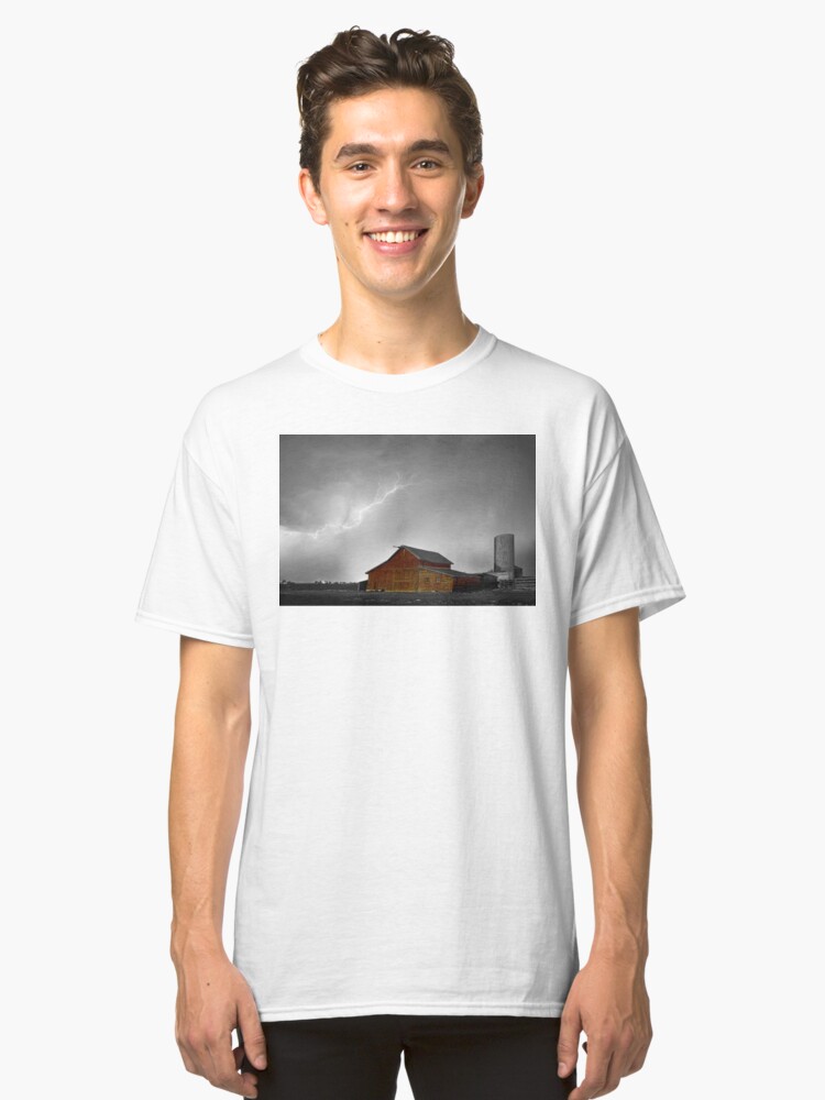 Alternate view of Watching The Storm From The Farm BWSC Classic T-Shirt