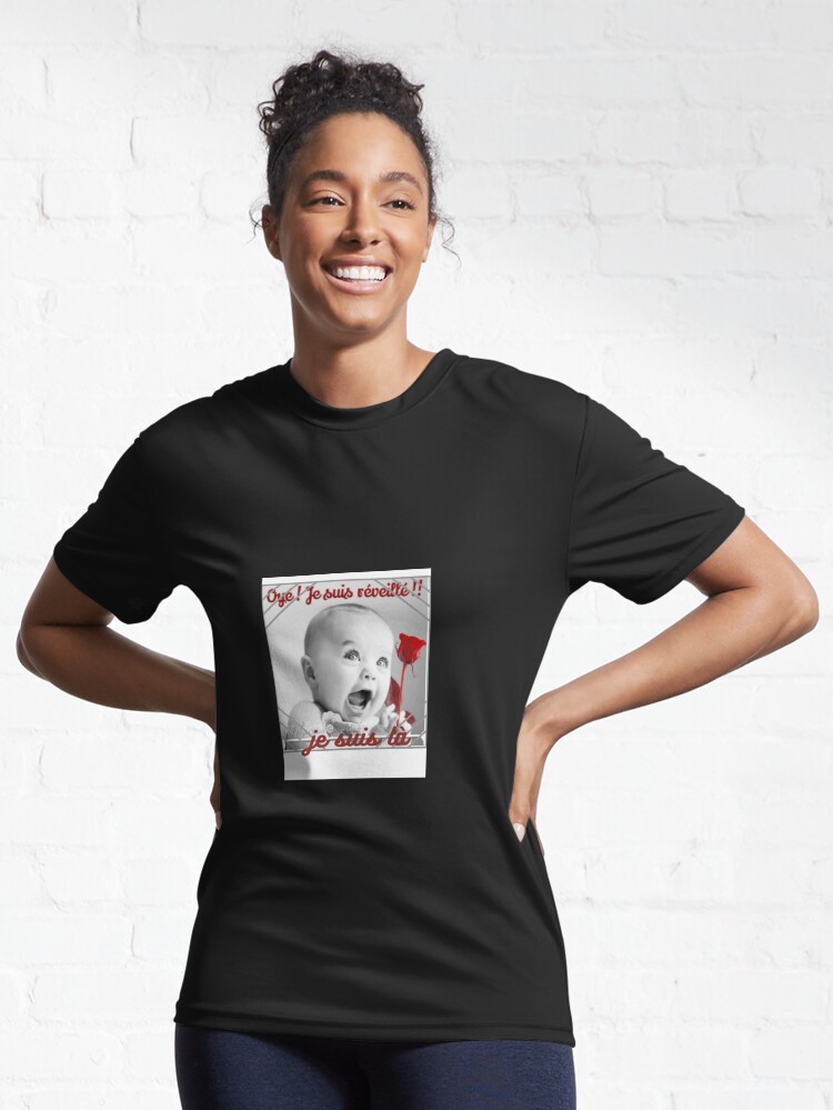 Aperçu 6 sur 7. T-shirt respirant avec l'œuvre tee shirt , je suis réveillé créée et vendue par charlolo.