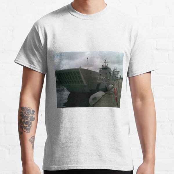 HMAS Wewack Dec 2012 Classic T-Shirt