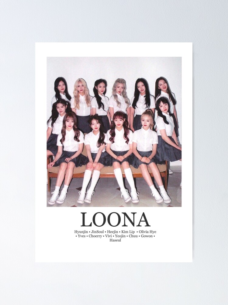 LOONA minimalist postet