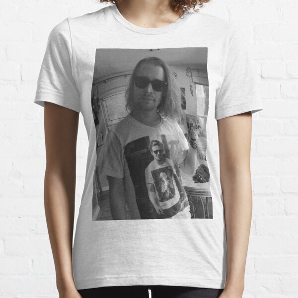 macaulay culkin life t shirt