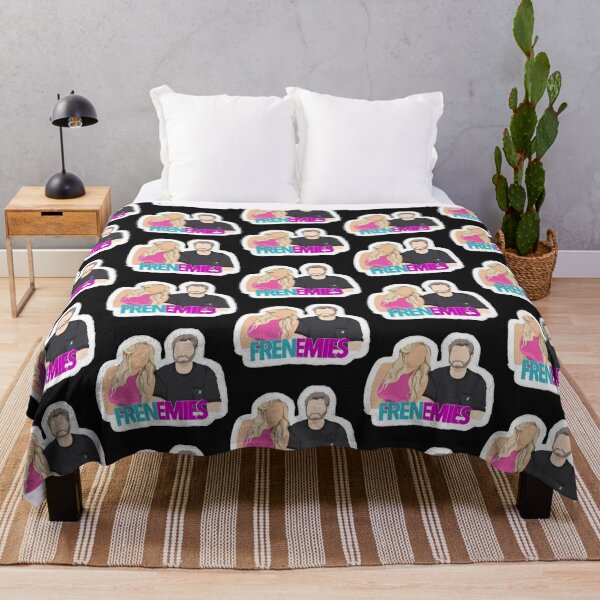 Item preview, Frenemies Clásico designed and sold by FrenemiesShop.
