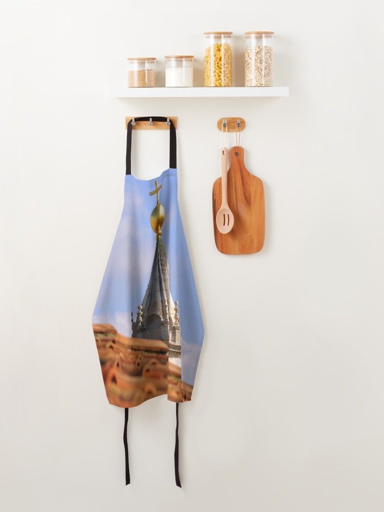 Apron, Top of the World designed and sold by Tiffany Dryburgh
