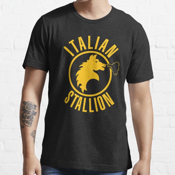 Italienischer Hengst (gelber Druck) Essential T-Shirt