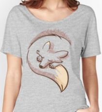The fox is sleeping Women's Relaxed Fit T-Shirt