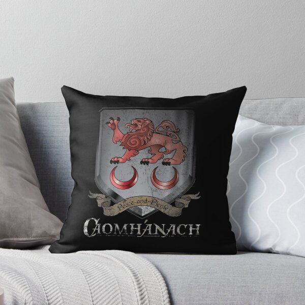 Caomhánach Shiny Shield Throw Pillow