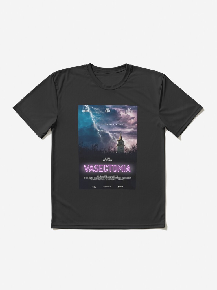 Aperçu 2 sur 7. T-shirt respirant avec l'œuvre VASECTOMIA poster du film créée et vendue par WUFilms.