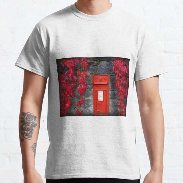 ENGLISH MAILBOX Classic T-Shirt