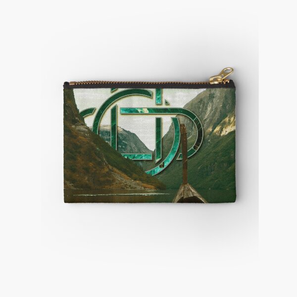 Artikelvorschau, Polyscape-Berglandschaft entworfen und verkauft von amenwolf.