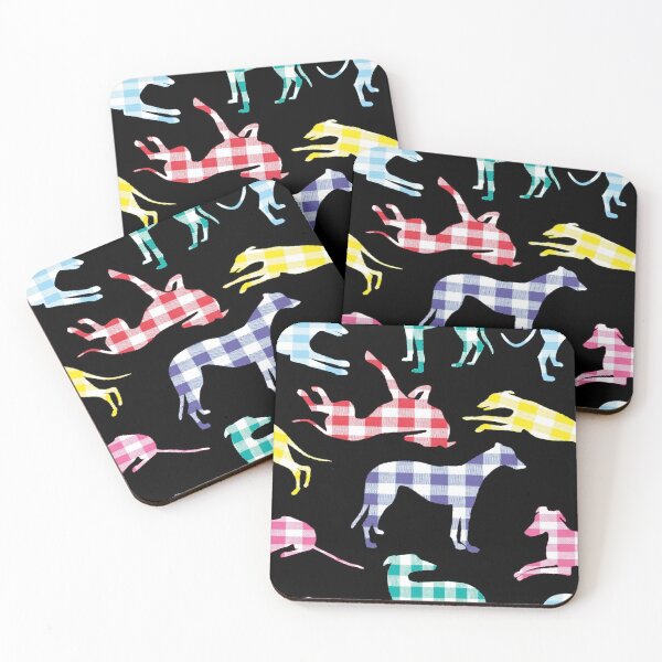 Aperçu de l'œuvre Greyhounds Patchwork Plaid sur noir créée et vendue par GreytGraphicals.