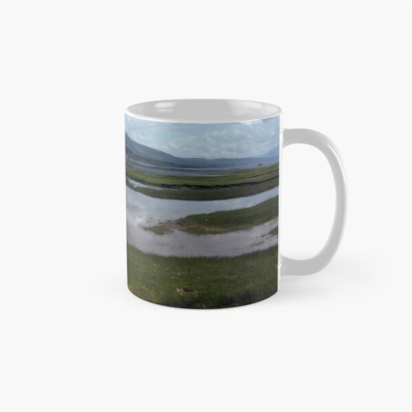 Aperçu de l'œuvre Réflexions de nuages sur le Loch Eil créée et vendue par irenicrhonda.