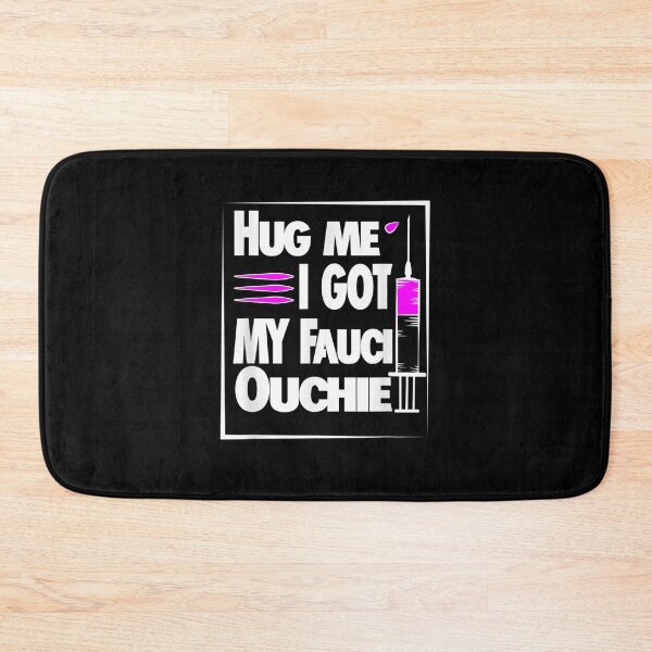 Artikelvorschau, Pro Hug Me Ich habe meine Fauci Ouchie Immunisierung bekommen entworfen und verkauft von beatabea.