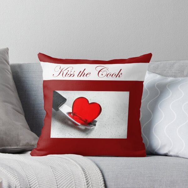 Artikelvorschau, Kiss The Cook Pillow entworfen und verkauft von SmoothBreeze7 | Liz Collet Photography.