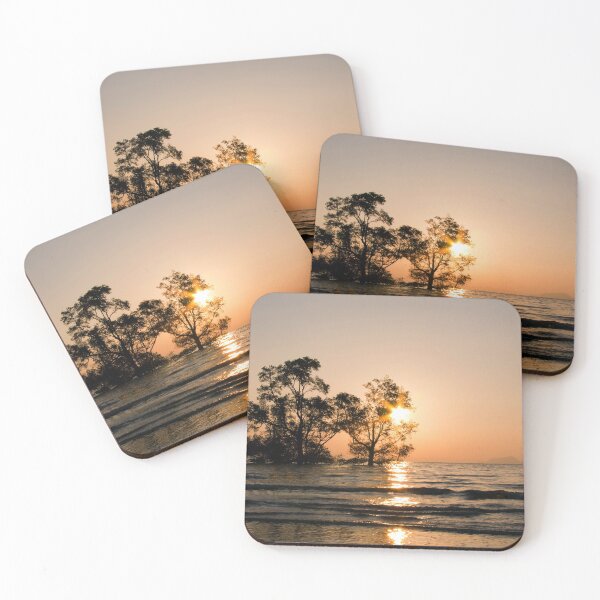 Artikelvorschau, Sunrise over the Mangrove, Pak Lok, Phuket entworfen und verkauft von Kevin Hellon.