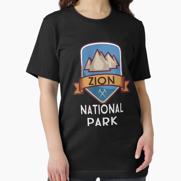 Vista previa del artículo con la obra «Camiseta con logo retro del Parque Nacional Zion», diseñado y vendido por Clavitaps.