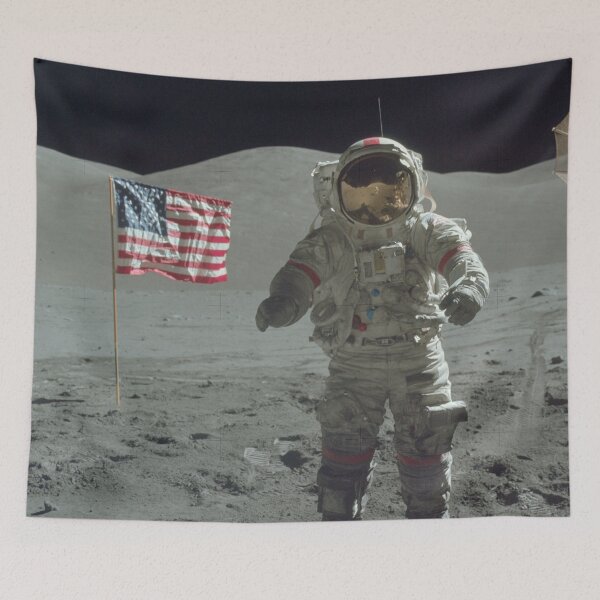 Aperçu de l'œuvre Projet Apollo, astronaute d'alunissage avec drapeau américain. créée et vendue par angelisart.