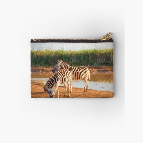 Artikelvorschau, Burchell-Zebras, Addo-Elefanten-Nationalpark, Südafrika entworfen und verkauft von Photopat.