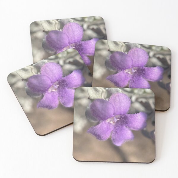 Aperçu de l'œuvre Fleur mauve créée et vendue par pinkyjainpan.