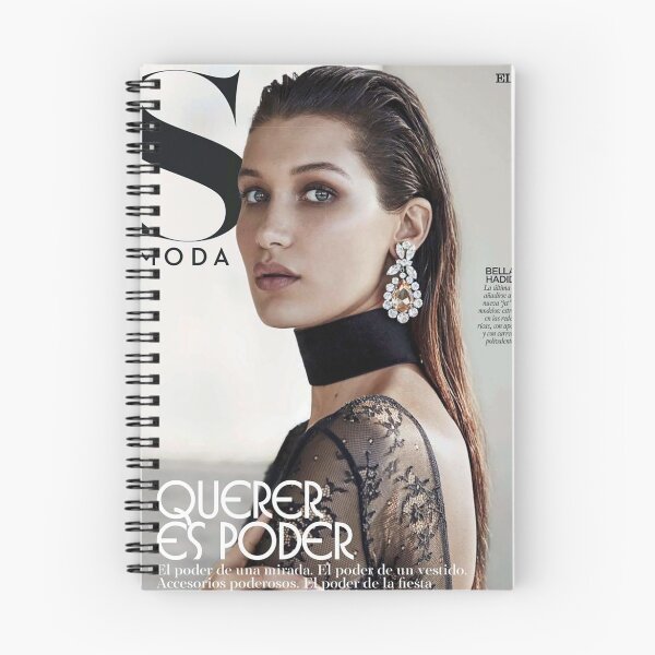 Aperçu de l'œuvre Couverture de Bella Hadid S Moda créée et vendue par idkbutpuppies.