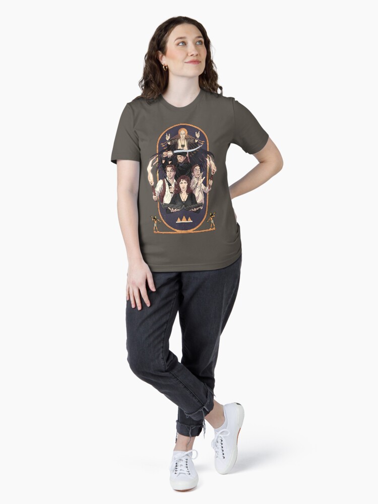 Thumbnail 4 von 7, Essential T-Shirt, Es hat nie geschadet, ein Buch zu lesen designt und verkauft von ElinJ.