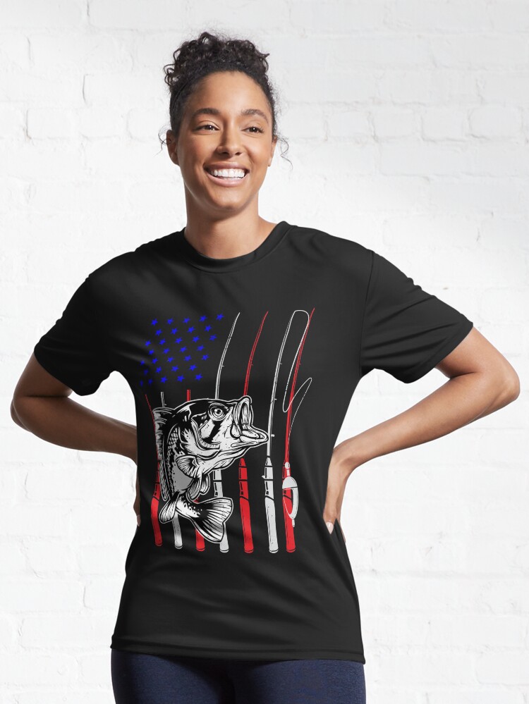 Imagen 6 de 7, Camiseta deportiva con la obra Pesca Bandera Americana Bandera Caña De Pescar Americana, diseñada y vendida por Enomis72.
