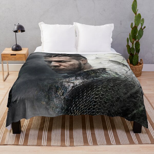 lagertha vikings Throw Blanket for Sale by alessandra picoli