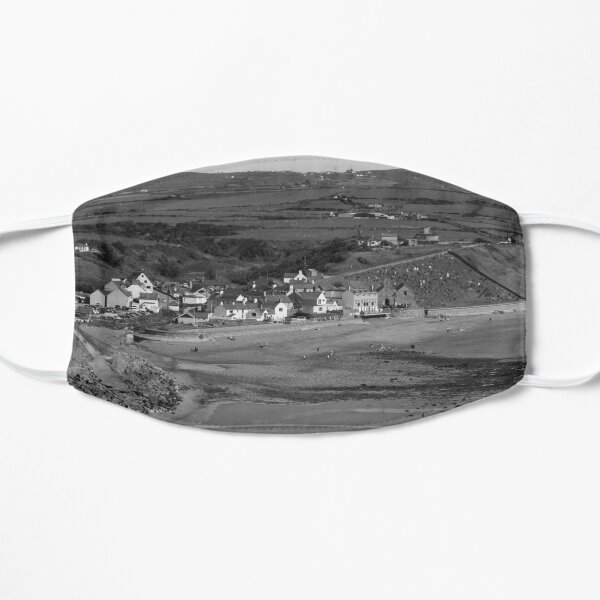 Black and White Aberdaron Bay Flat Mask
