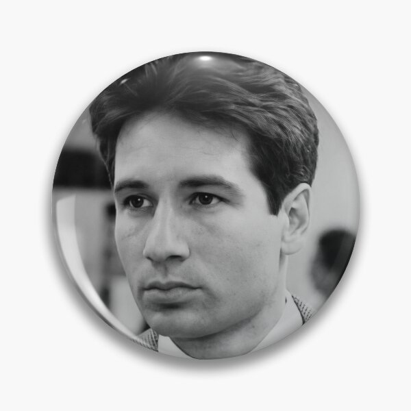 Item preview, Fox Mulder designed and sold by spookyhaley42.