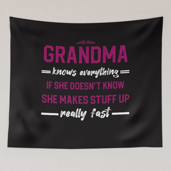 Aperçu de l'œuvre grandma knows everything créée et vendue par manardesign.