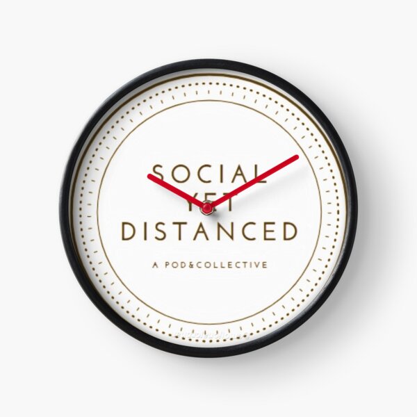 Social Yet Distanced Logo2 - blanc edition Clock