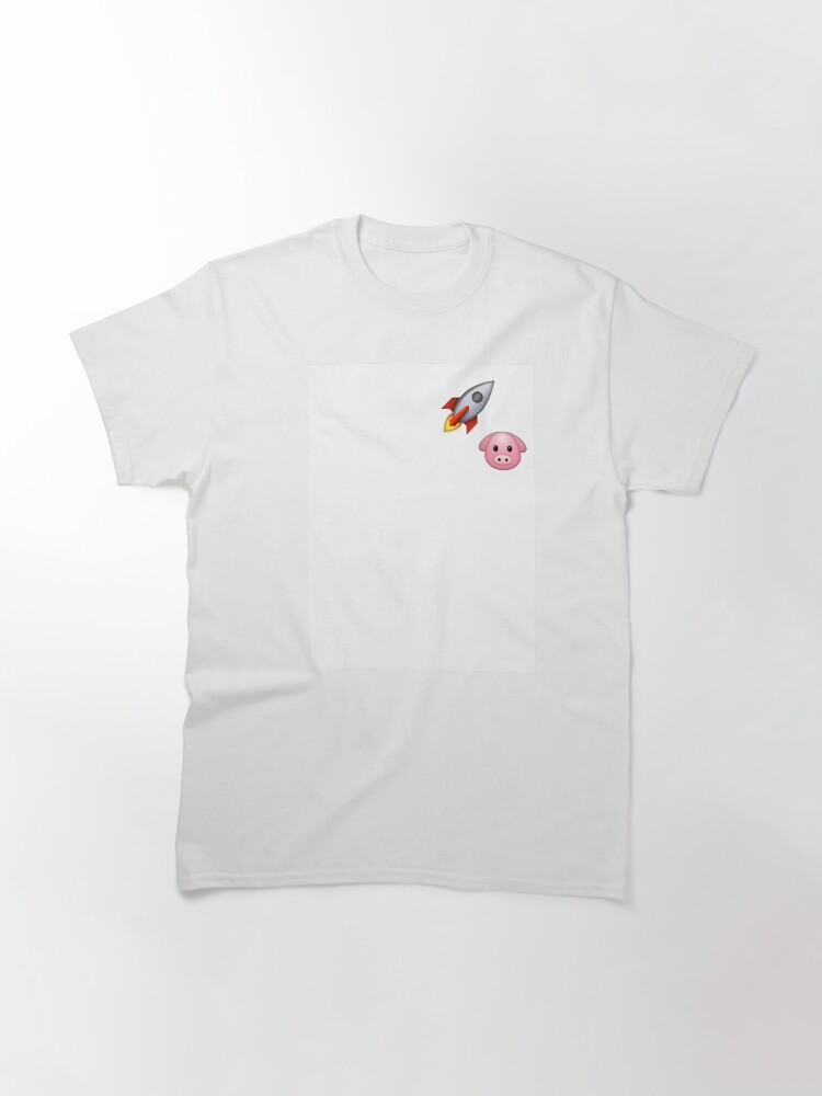 Alternate view of Pigs can fly Classic T-Shirt