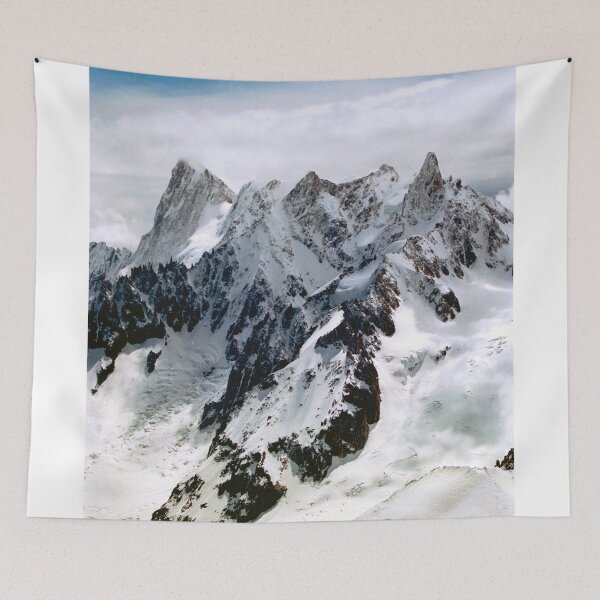Aperçu de l'œuvre Chamonix Aiguille du Midi Massif du Mont Blanc Alpes Françaises France créée et vendue par AndyEvansPhotos.