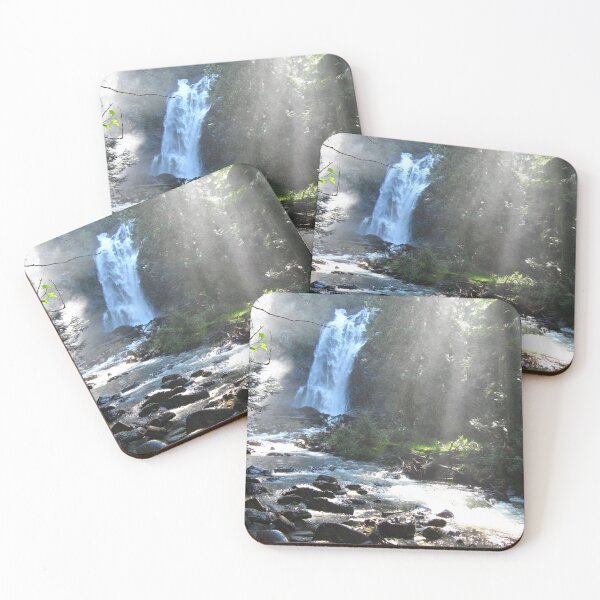 Artikelvorschau, Wasserfall Sun-Fall River Rocks entworfen und verkauft von CAFACES.