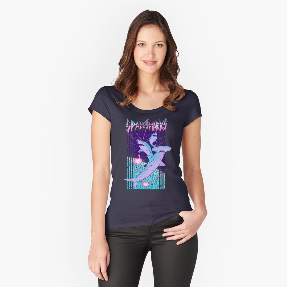 Artikel-Vorschau von Tailliertes Rundhals-Shirt, designt und verkauft von wytrab8.