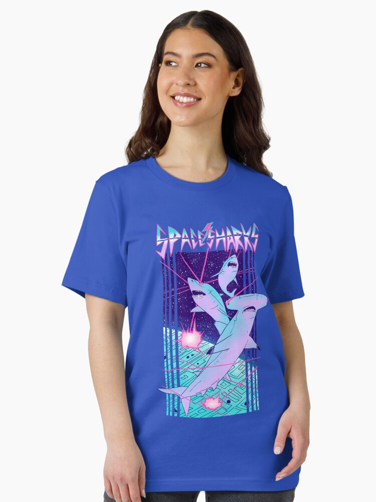 Thumbnail 2 von 7, Essential T-Shirt, Weltraumhaie! designt und verkauft von wytrab8.
