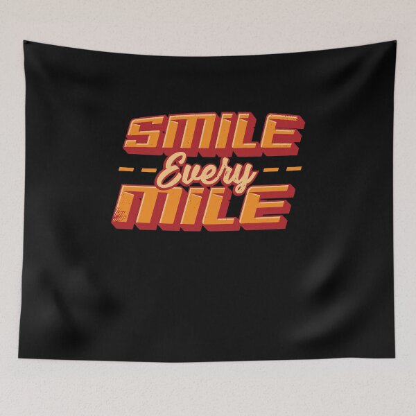Aperçu de l'œuvre Smile Every Mile Running Marathon Runner Gift créée et vendue par Marcid95.