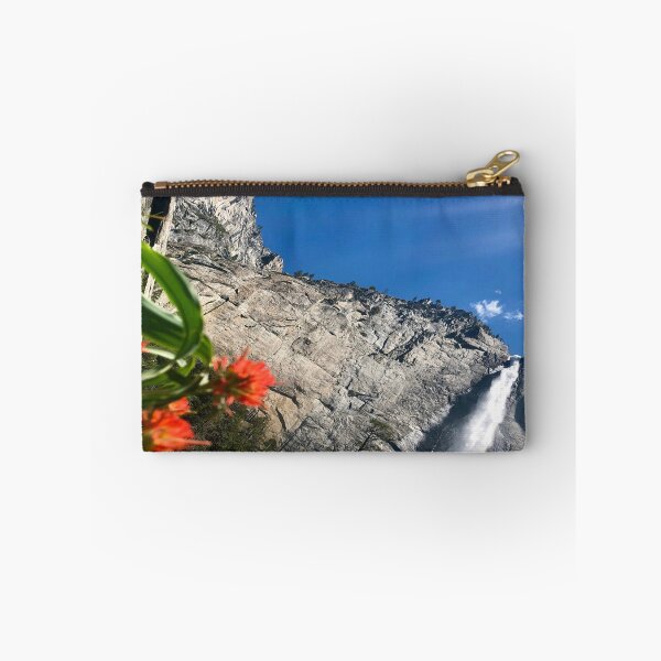 Artikelvorschau, Yosemite fällt mit Blumen entworfen und verkauft von sincerely-olive.