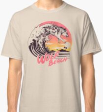 Wolf Beach Classic T-Shirt