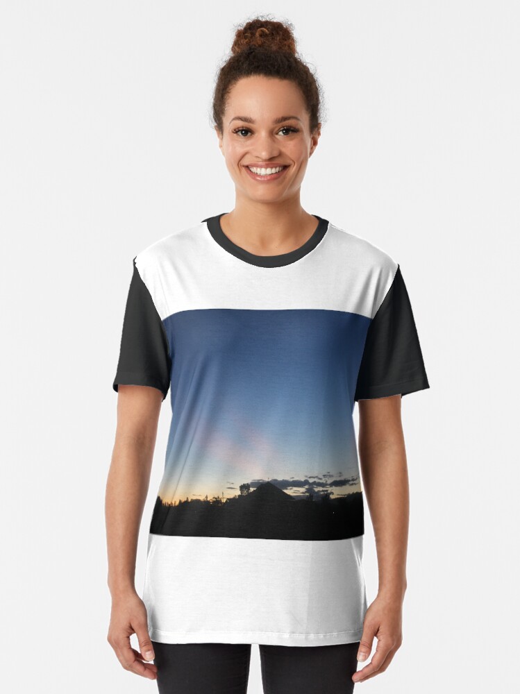 Alternate view of Sunset Blues Graphic T-Shirt