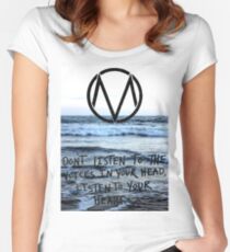 The Maine take a trip to the seaside Women's Fitted Scoop T-Shirt