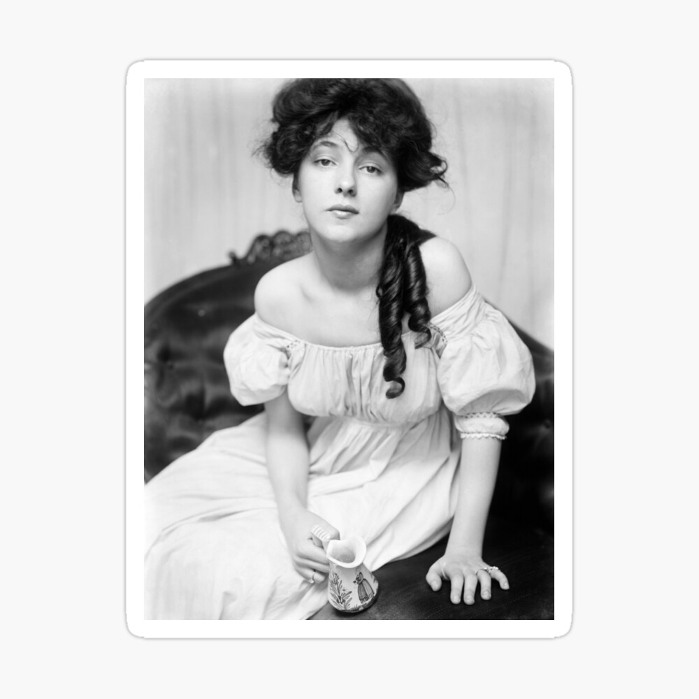 Evelyn Nesbit Portrait - 1900