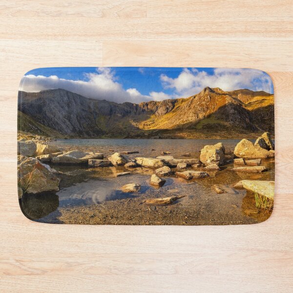 Artikelvorschau, Llyn Idwal, Snowdonia entworfen und verkauft von Dan Santillo.