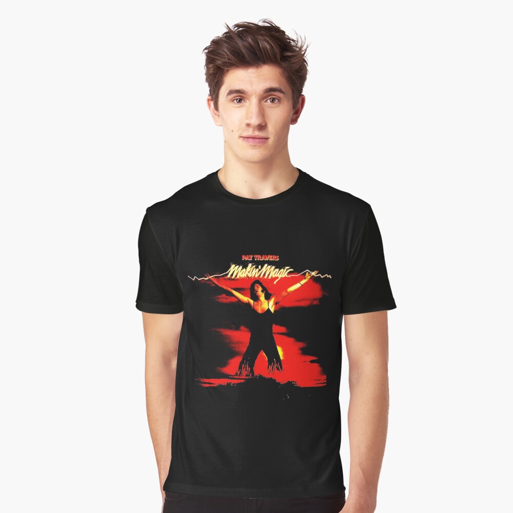 Makin Magic Pat Travers ROCK 1977 Black T shirt Unisex 