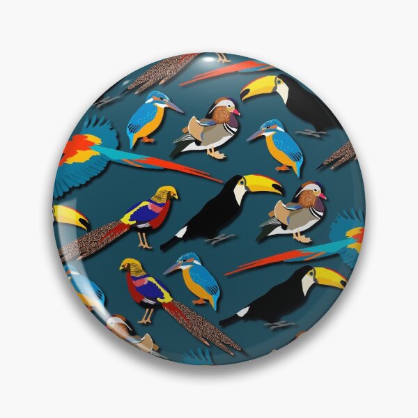 Artikelvorschau, Buntes schönes Vogelmuster mit Eisvogel, Goldfasan, Tukan, Mandarinenente und Scharlachrotem Ara entworfen und verkauft von CiniArt.